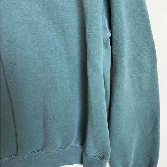 Skull graphic sweatshirt from Urban Outfitters - Picture 10 of 12